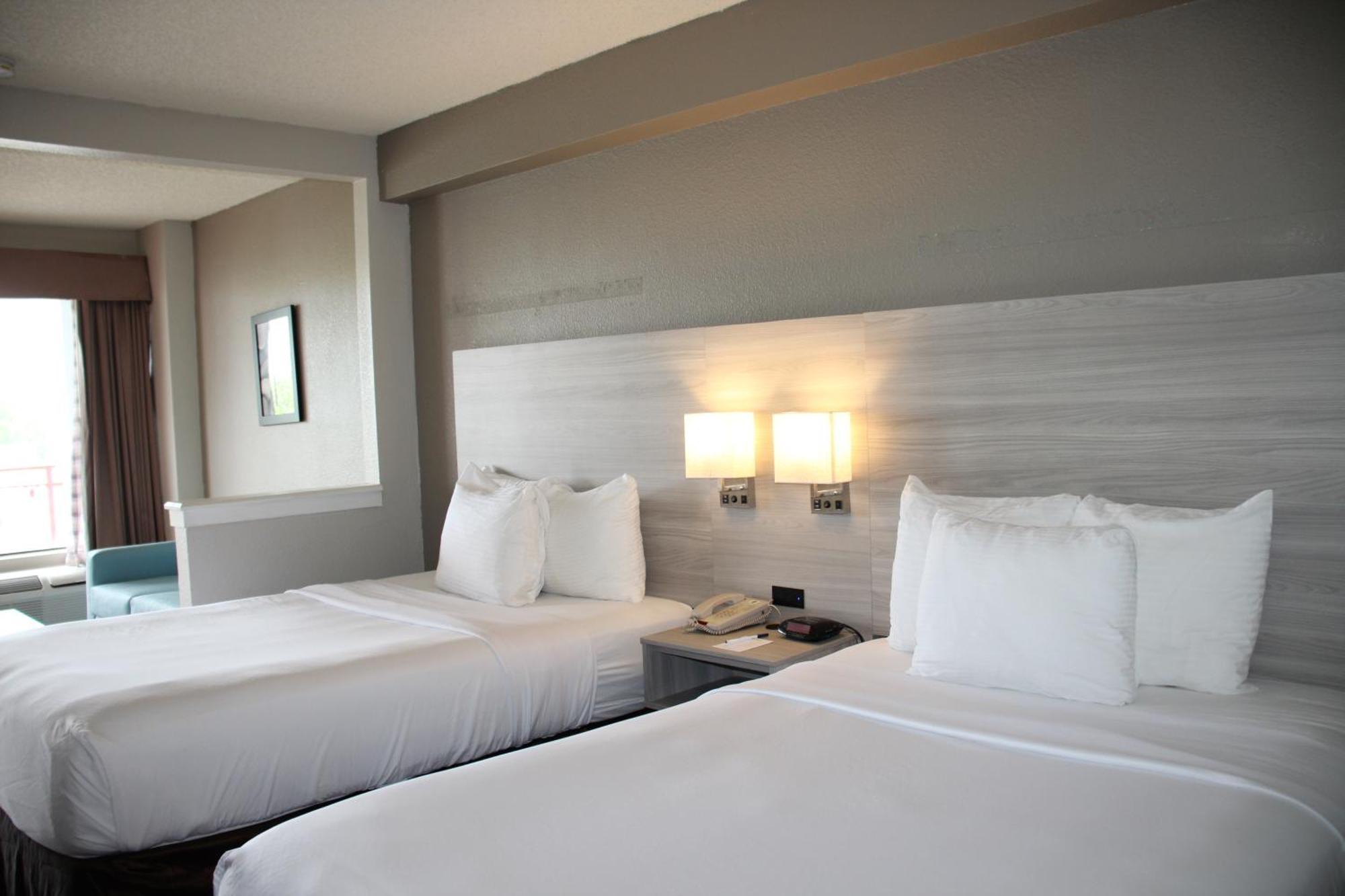Boca Suites Deerfield Beach; Surestay Collection By BW Bagian luar foto