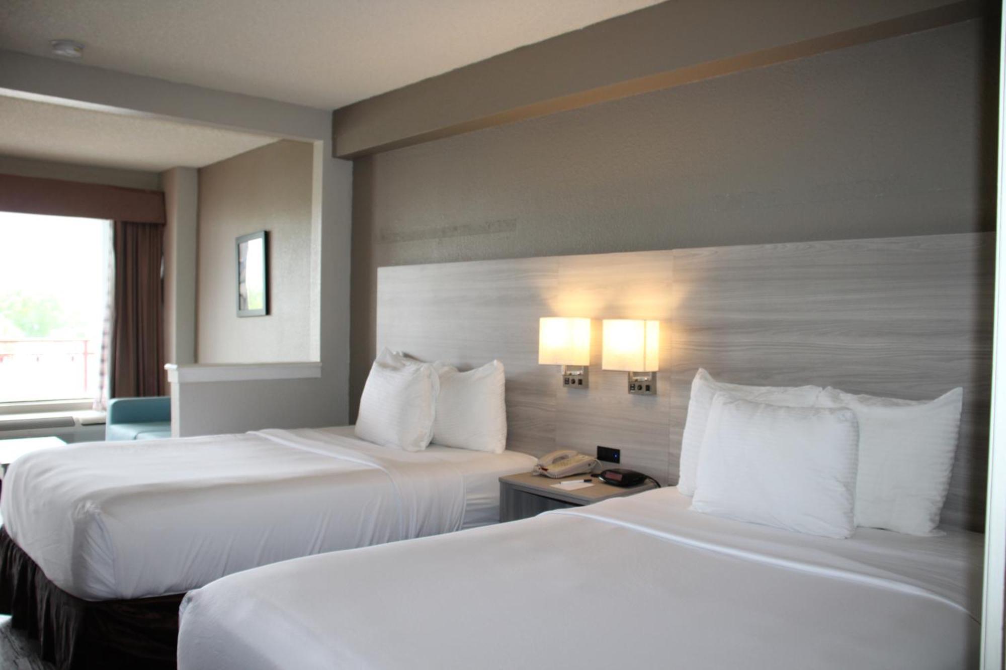 Boca Suites Deerfield Beach; Surestay Collection By BW Bagian luar foto