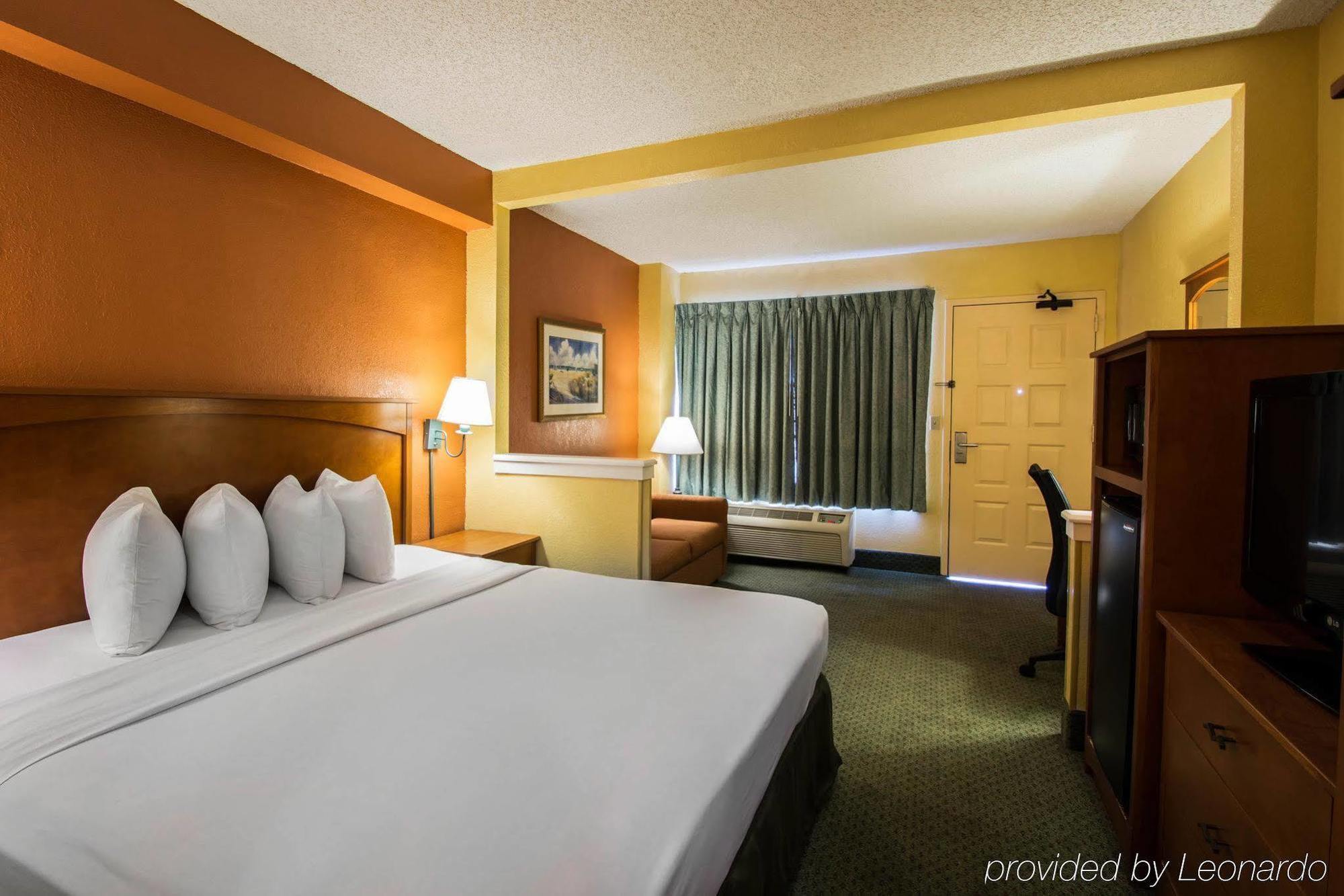 Boca Suites Deerfield Beach; Surestay Collection By BW Bagian luar foto