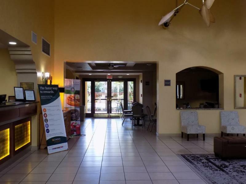Boca Suites Deerfield Beach; Surestay Collection By BW Bagian luar foto